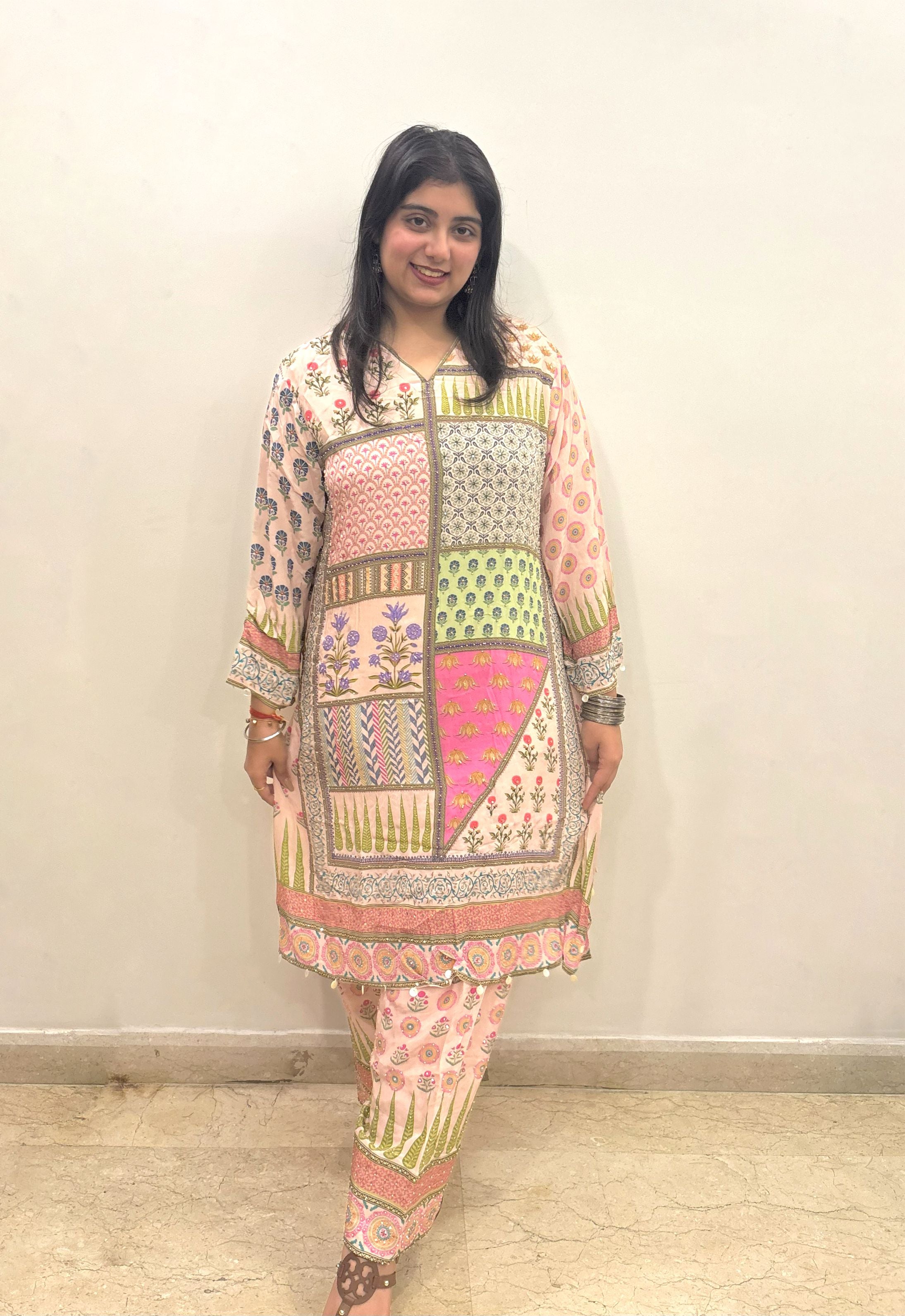 Pastel Printed Crepe Suit with Stylish Design