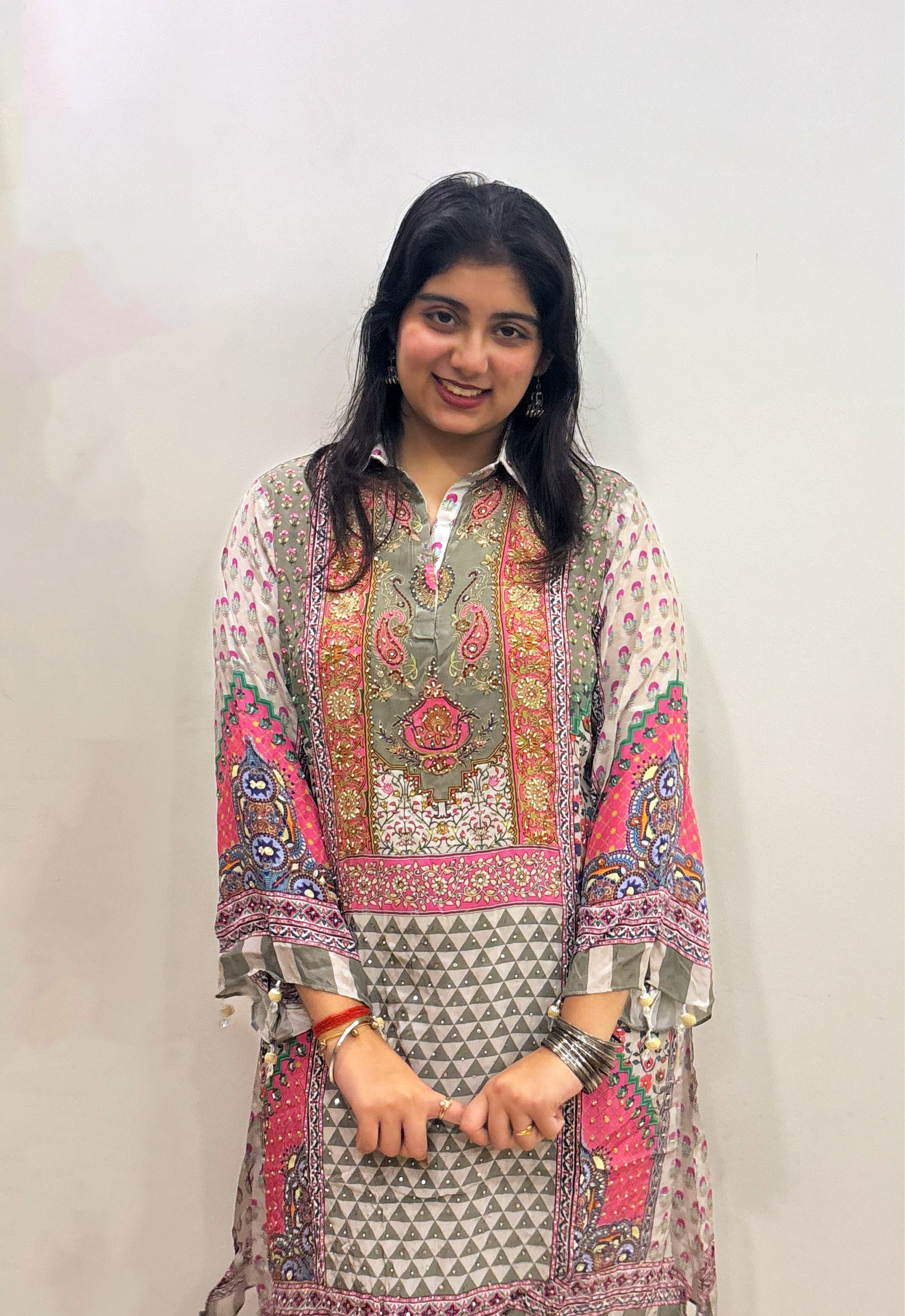 Elegant Printed Crepe Suit with Contemporary Ethnic Style