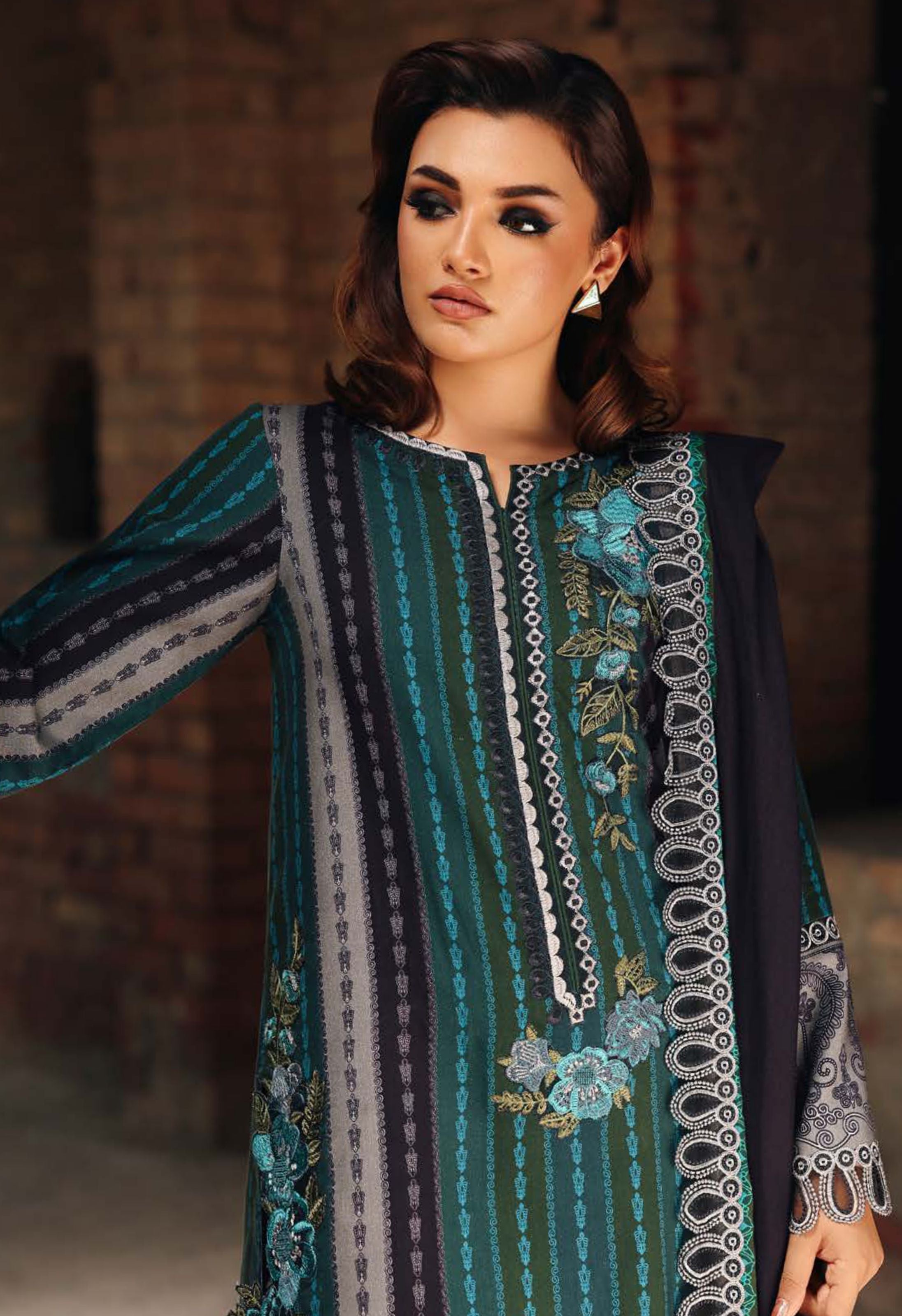 Stylish Teal Black Embroidered Printed Linen Suit Set - Charizma's Collection
