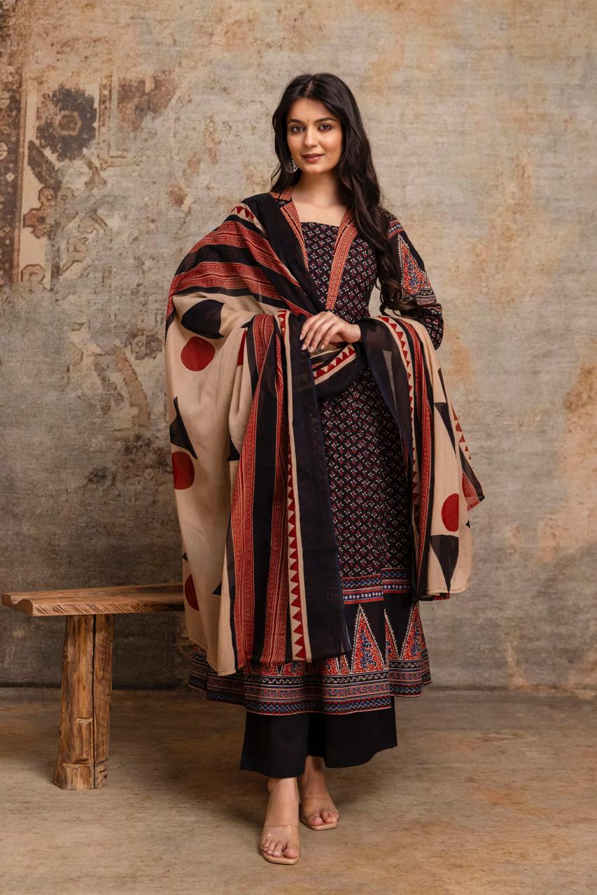 Nazakat Black Printed Cotton Kurta Set with Dupatta for Women