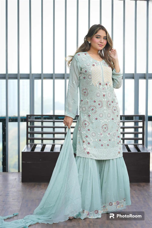Decoding Ethnic Glamour: How to Accessorize Indian Party Wear Gowns