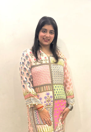 Pastel Printed Crepe Suit with Stylish Design