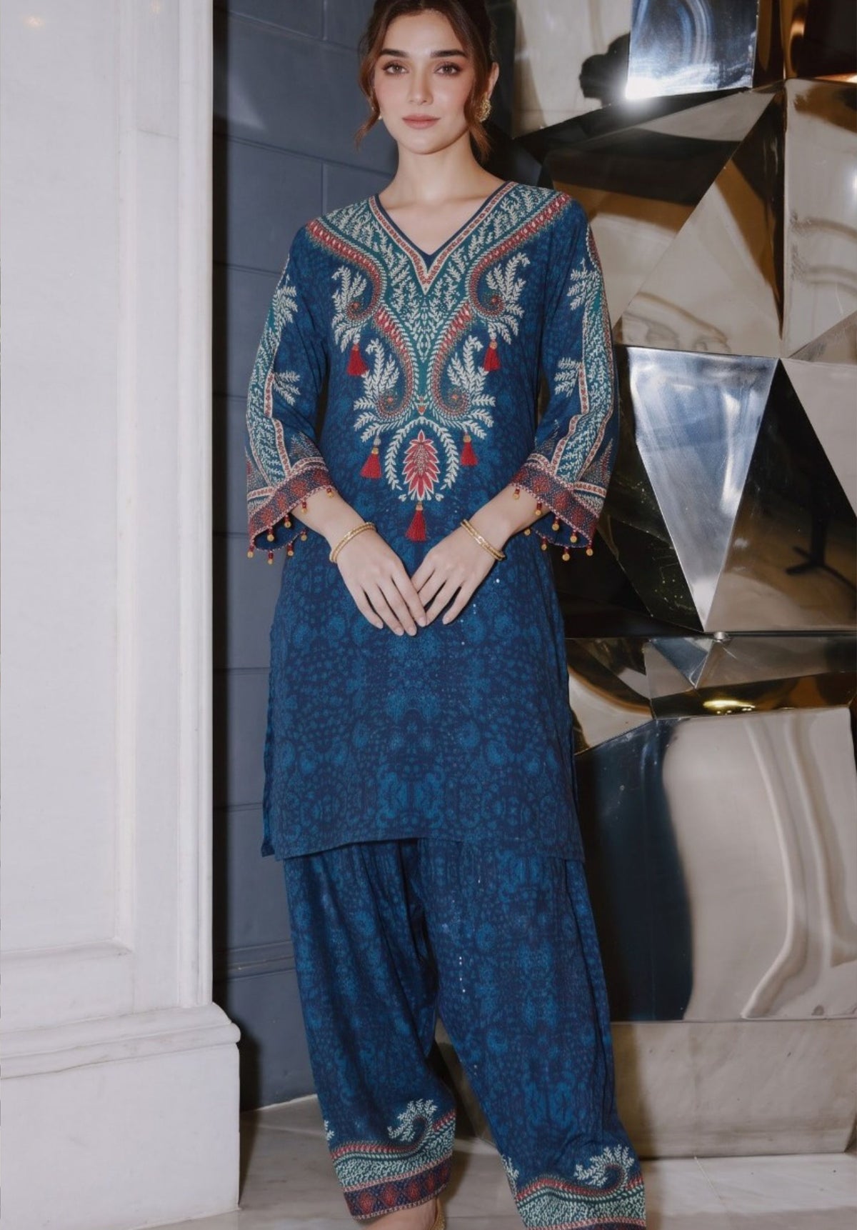 Blue Premium Crepe Placement Print Kurta Pant Set