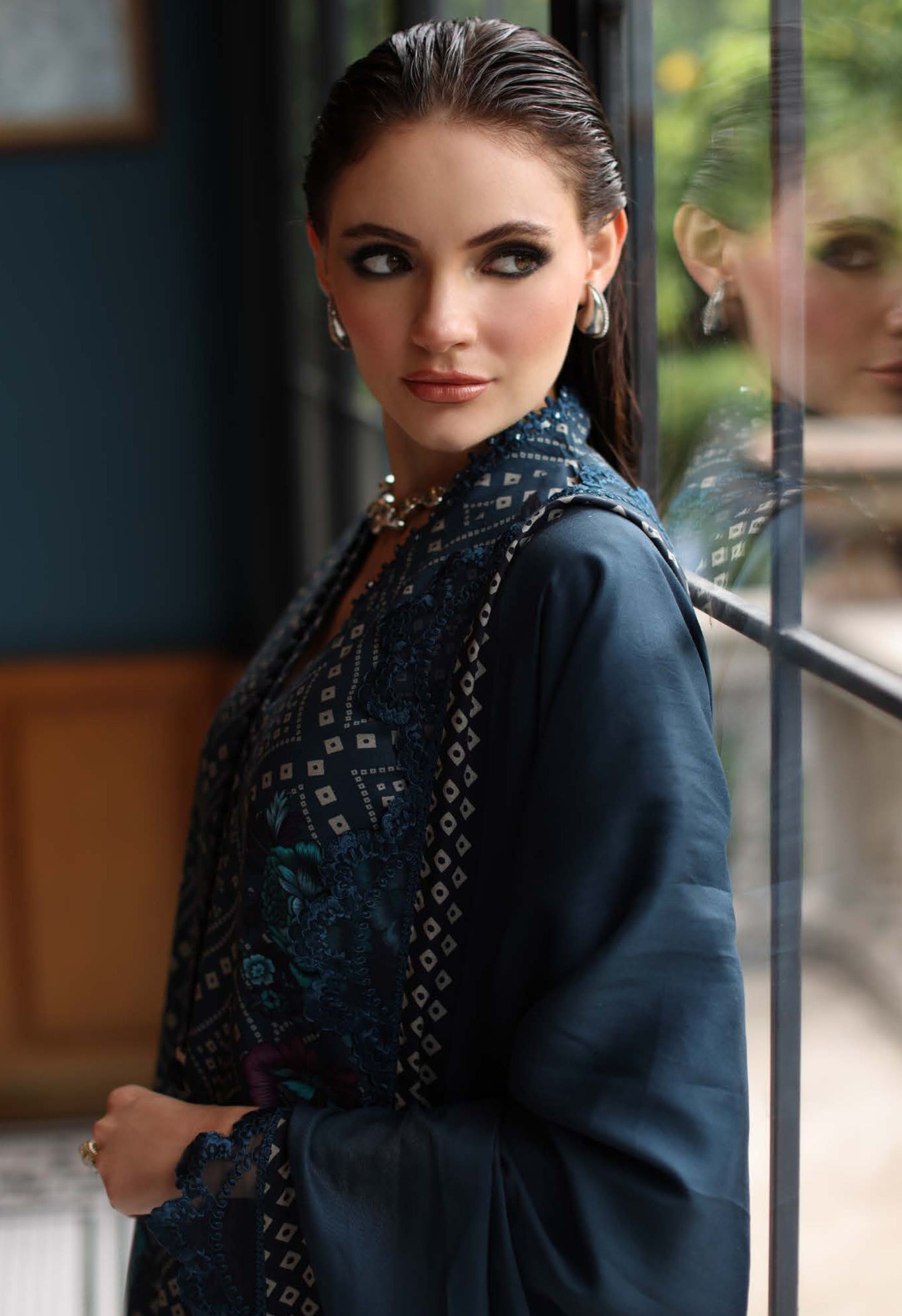 Blue Diamond Pattern Festive Attire Print Linen Suit Set - Charizma's Collection