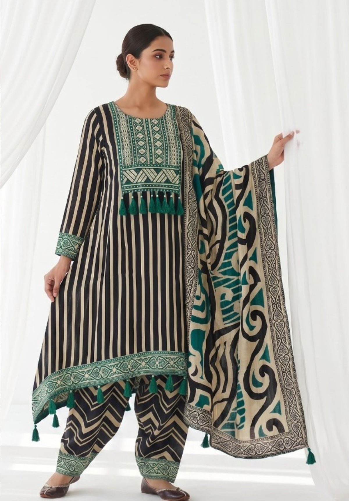 Black Teal Printed Viscose Crepe Farshi Suit Set