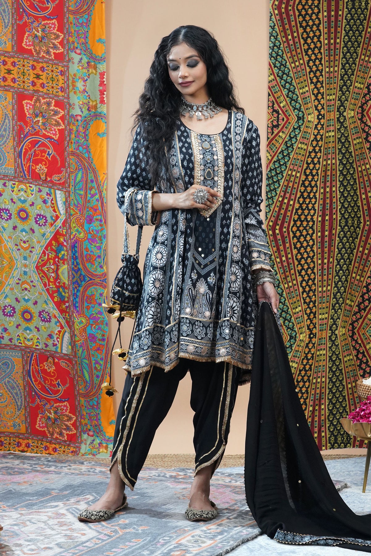 Black Embroidered Muslin Short Anarkali Suit Set | Noor-E-Rang
