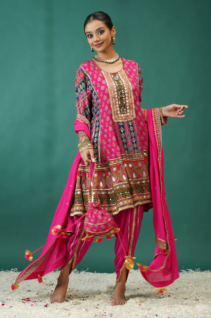 Baby Pink Embroidered Muslin Short Anarkali Suit Set | Noor-E-Rang