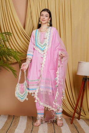 Pastel Pink Embroidered Organza Suit Set with Dupatta & Potli